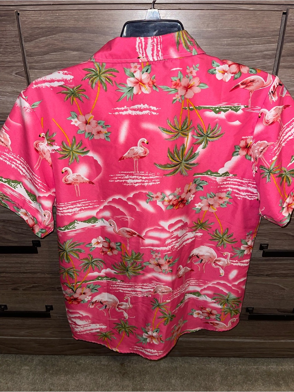 Men / Teen - Pink Tropical / Hawiian Print Short-Sleeve Shirt ( NEVER WORN ) - Picture 2 of 10